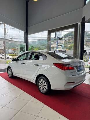 HYUNDAI-HB20S-1.0 UNIQUE 12V FLEX 4P MANUAL HYUNDAI-HB20S-2019