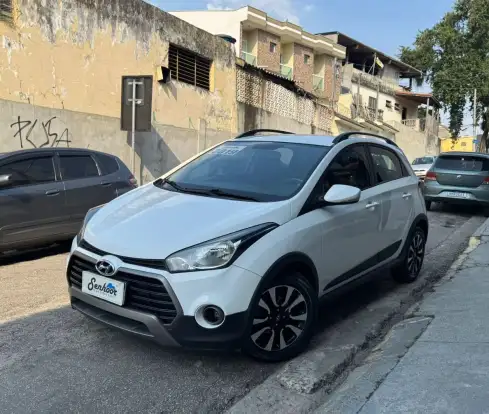 HYUNDAI-HB20X-2018