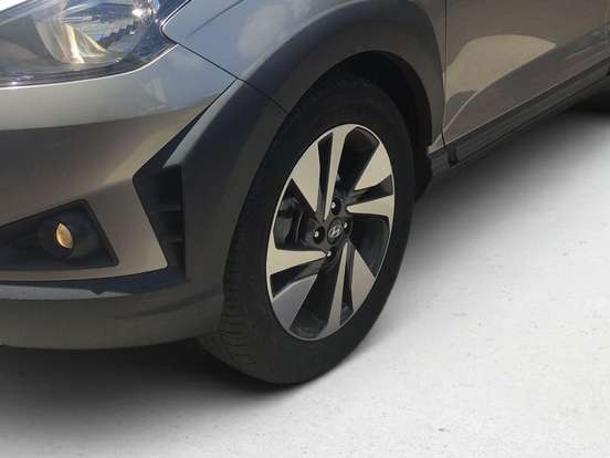 HYUNDAI-HB20X-2021