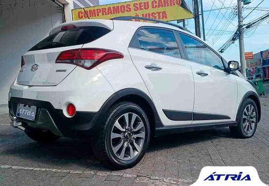 HYUNDAI-HB20X-1.6 16V PREMIUM FLEX 4P AUTOMÁTICO HYUNDAI-HB20X-2018