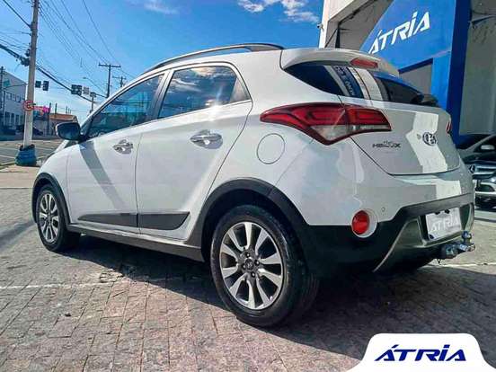 HYUNDAI-HB20X-1.6 16V PREMIUM FLEX 4P AUTOMÁTICO HYUNDAI-HB20X-2018