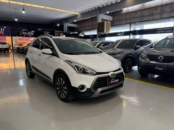 HYUNDAI HB20X 1.6 16V PREMIUM FLEX 4P AUTOMÁTICO