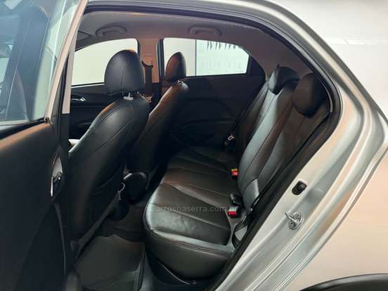 HYUNDAI-HB20X-1.6 16V PREMIUM FLEX 4P AUTOMÁTICO HYUNDAI-HB20X-2014