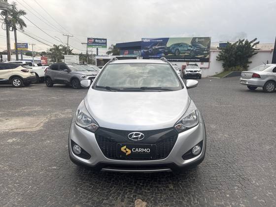 HYUNDAI HB20X 1.6 16V STYLE FLEX 4P AUTOMÁTICO