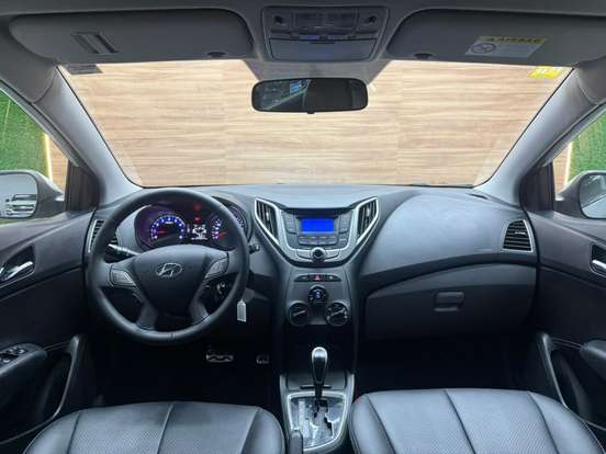 HYUNDAI-HB20X-2014
