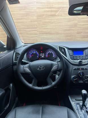HYUNDAI-HB20X-2014