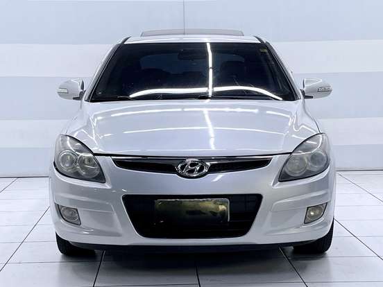 HYUNDAI-I30-2.0 MPFI GLS 16V GASOLINA 4P AUTOMÁTICO HYUNDAI-I30-2011