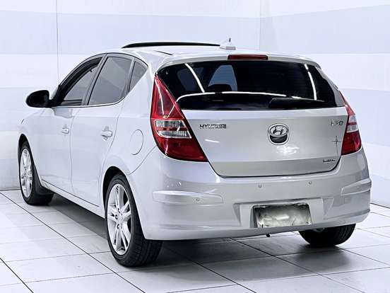 HYUNDAI-I30-2011