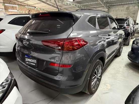 HYUNDAI-TUCSON-2024