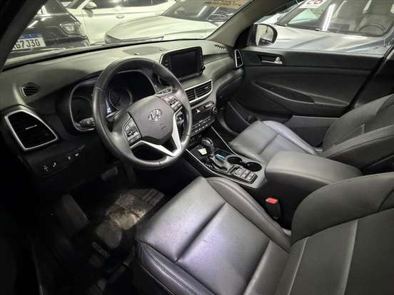HYUNDAI-TUCSON-2024