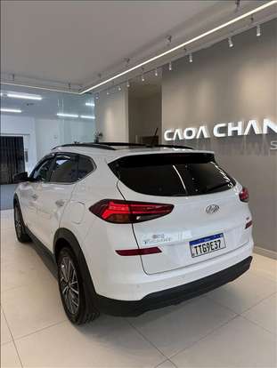HYUNDAI-TUCSON-2024