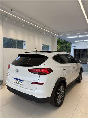 HYUNDAI-TUCSON-2024
