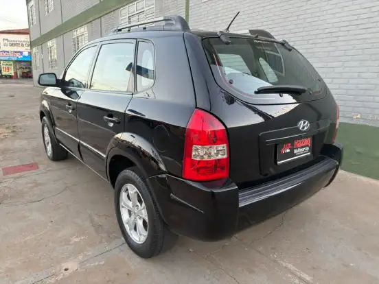 HYUNDAI-TUCSON-2009
