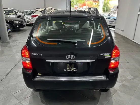 HYUNDAI-TUCSON-2.0 MPFI GLS 16V 143CV 2WD FLEX 4P AUTOMÁTICO HYUNDAI-TUCSON-2013