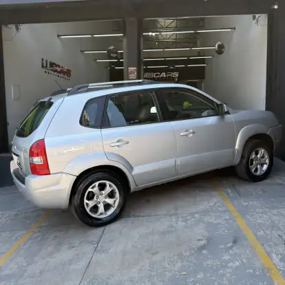 HYUNDAI-TUCSON-2015