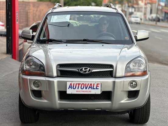 HYUNDAI-TUCSON-2.0 MPFI GLS 16V 143CV 2WD GASOLINA 4P AUTOMÁTICO HYUNDAI-TUCSON-2012