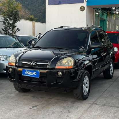 HYUNDAI-TUCSON-2011