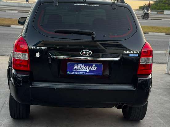 HYUNDAI-TUCSON-2.0 MPFI GLS 16V 143CV 2WD GASOLINA 4P AUTOMÁTICO HYUNDAI-TUCSON-2011