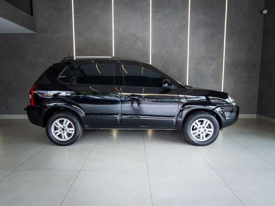 HYUNDAI-TUCSON-2008