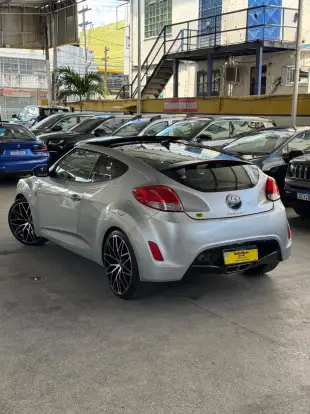 HYUNDAI-VELOSTER-2012
