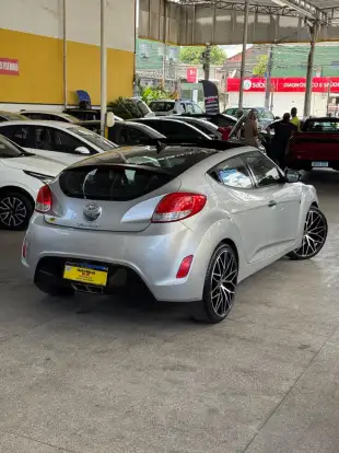 HYUNDAI-VELOSTER-2012