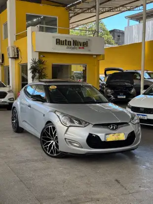 HYUNDAI-VELOSTER-2012