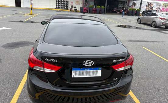 HYUNDAI-ELANTRA-1.8 GLS 16V GASOLINA 4P AUTOMÁTICO HYUNDAI-ELANTRA-2011