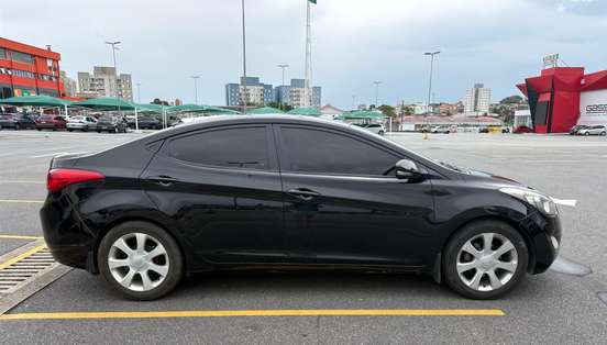 HYUNDAI-ELANTRA-2011