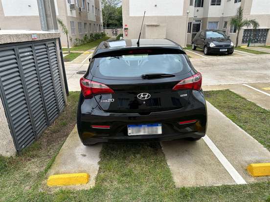 HYUNDAI-HB20-2013