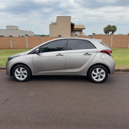 HYUNDAI HB20 1.6 COMFORT STYLE 16V FLEX 4P MANUAL