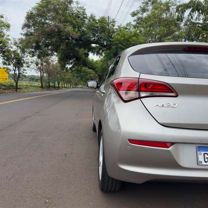 HYUNDAI-HB20-2016