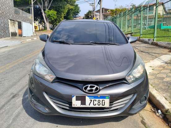 HYUNDAI-HB20S-2015