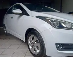 HYUNDAI HB20S 1.6 PREMIUM 16V FLEX 4P AUTOMÁTICO HYUNDAI HB20S 1.6 PREMIUM 16V FLEX 4P AUTOMÁTICO