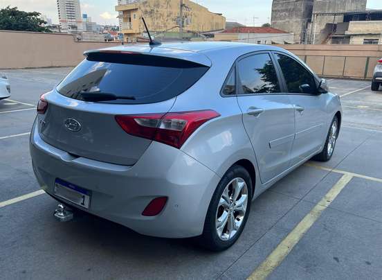 HYUNDAI-I30-2013