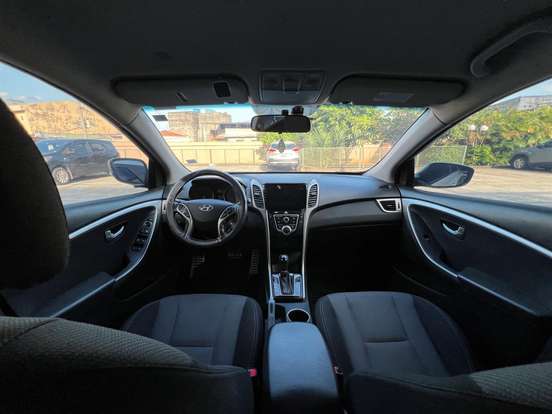 HYUNDAI-I30-1.8 MPI 16V GASOLINA 4P AUTOMATICO HYUNDAI-I30-2013