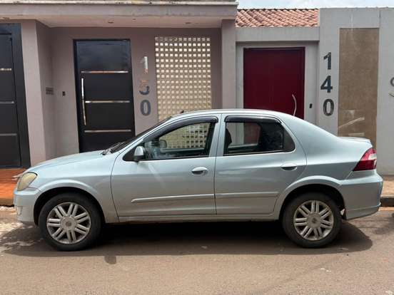 HYUNDAI-I30-2.0 MPFI GLS 16V GASOLINA 4P AUTOMÁTICO HYUNDAI-I30-2011