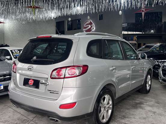 HYUNDAI-SANTA FÉ-3.5 MPFI GLS V6 24V 285CV GASOLINA 4P AUTOMÁTICO HYUNDAI-SANTA FÉ-2011
