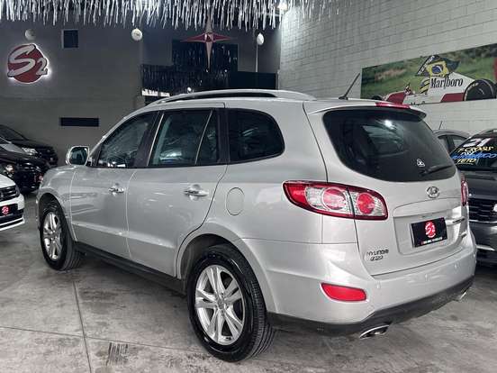 HYUNDAI-SANTA FÉ-3.5 MPFI GLS V6 24V 285CV GASOLINA 4P AUTOMÁTICO HYUNDAI-SANTA FÉ-2011
