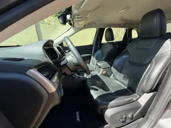 JEEP-CHEROKEE-2015