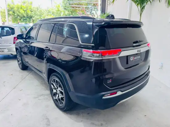 JEEP-COMMANDER-2022