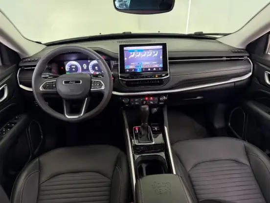 JEEP-COMMANDER-1.3 T270 TURBO FLEX LONGITUDE AT6 JEEP-COMMANDER-2025