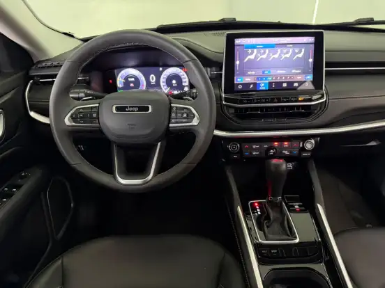 JEEP-COMMANDER-2025