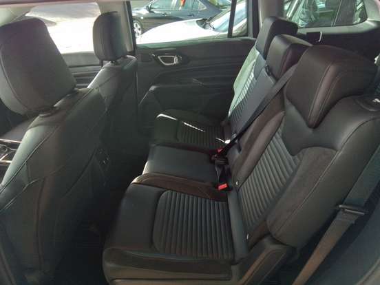 JEEP-COMMANDER-1.3 T270 TURBO FLEX LIMITED AT6 JEEP-COMMANDER-2025