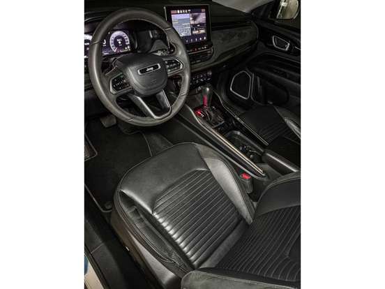JEEP-COMMANDER-2023