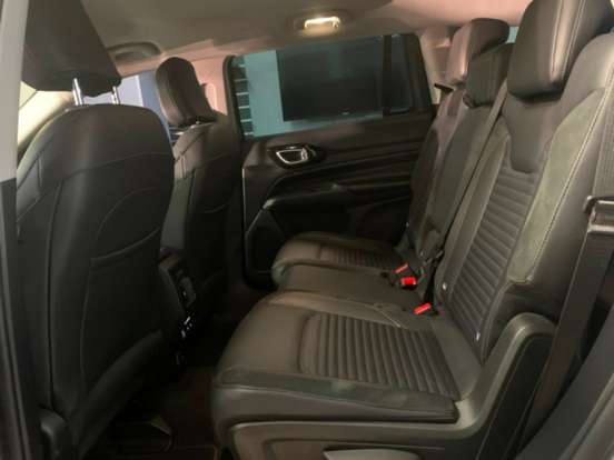 JEEP-COMMANDER-1.3 T270 TURBO FLEX LIMITED AT6 JEEP-COMMANDER-2023