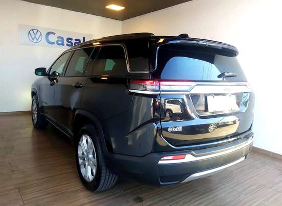 JEEP-COMMANDER-2024