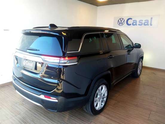 JEEP-COMMANDER-2024