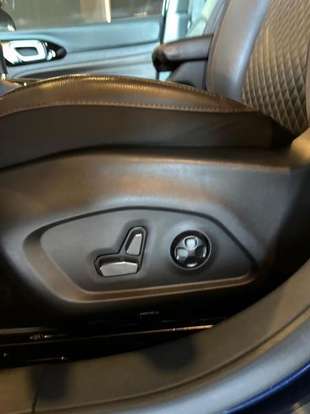 JEEP-COMMANDER-2022