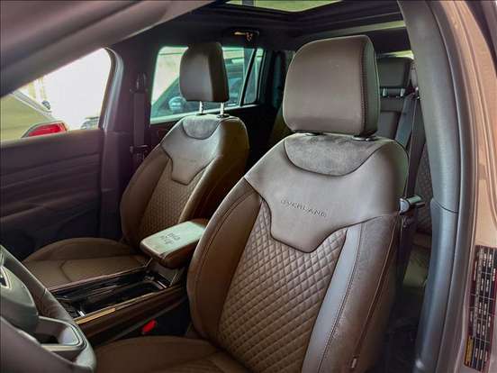 JEEP-COMMANDER-2025