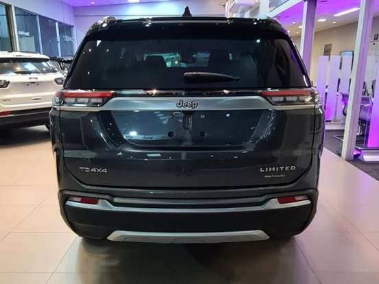 JEEP-COMMANDER-1.3 T270 TURBO MHEV LIMITED AT6 JEEP-COMMANDER-2026